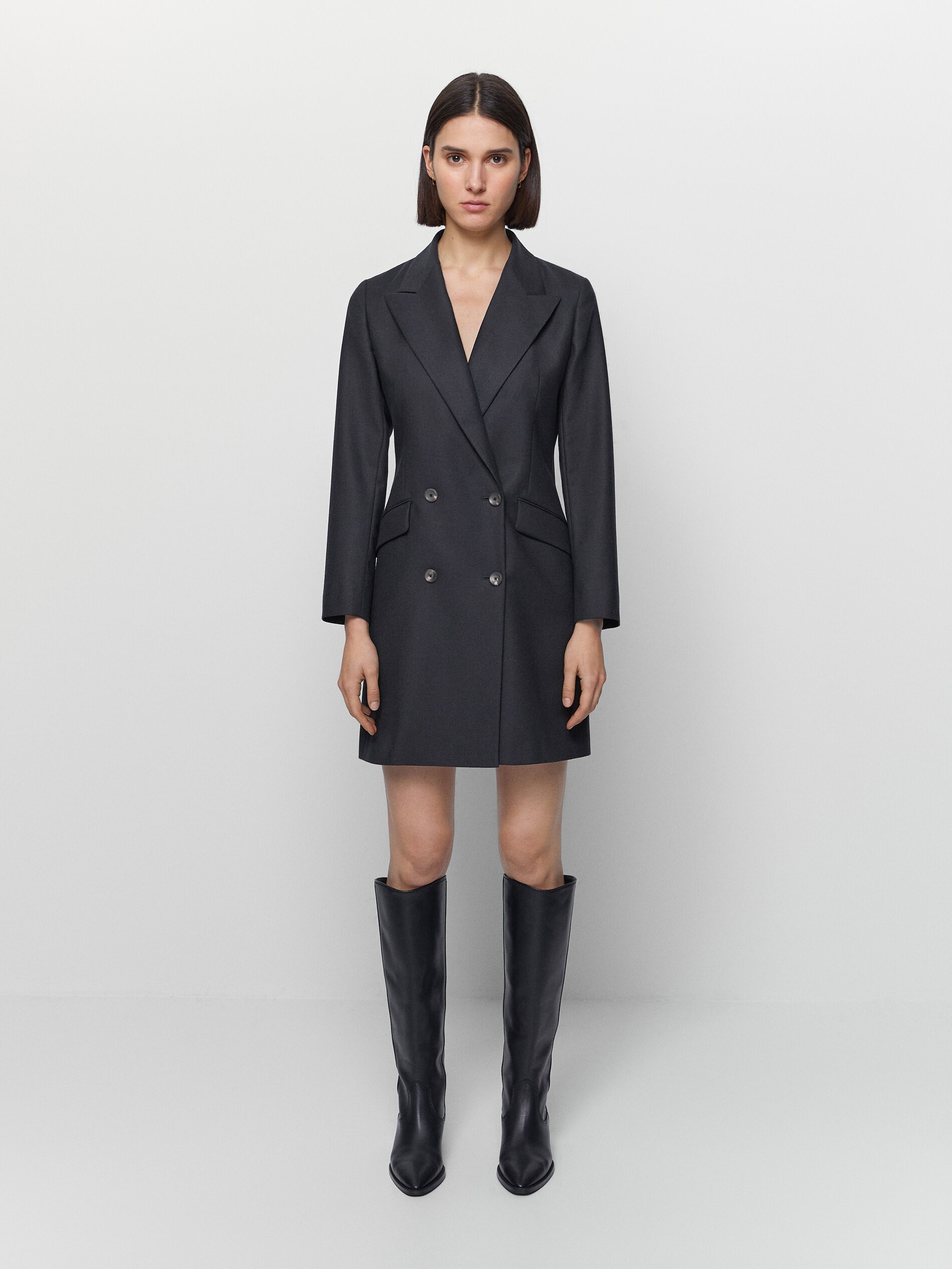 Massimo Dutti女装2022秋冬新款羊毛西装连衣裙，穿出职场女性的优雅气质！
