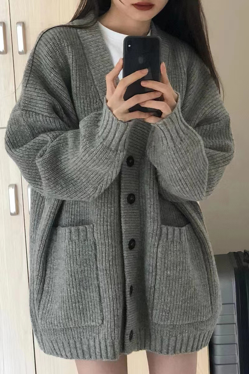 2023秋冬最流行的日系风毛衣外套，懒人必备！
